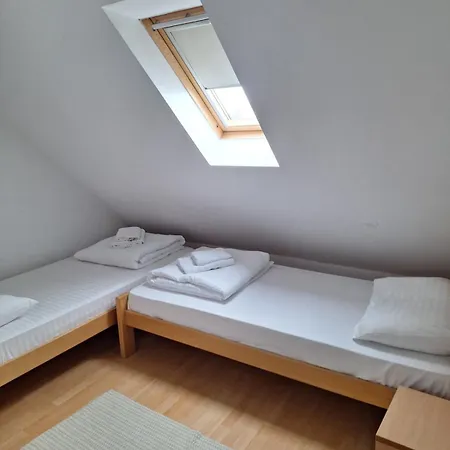 R&m Kraljevi Cardaci Apartment *