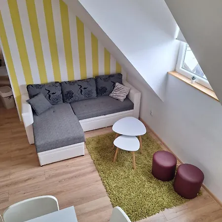 Apartment R&m Kraljevi Cardaci *